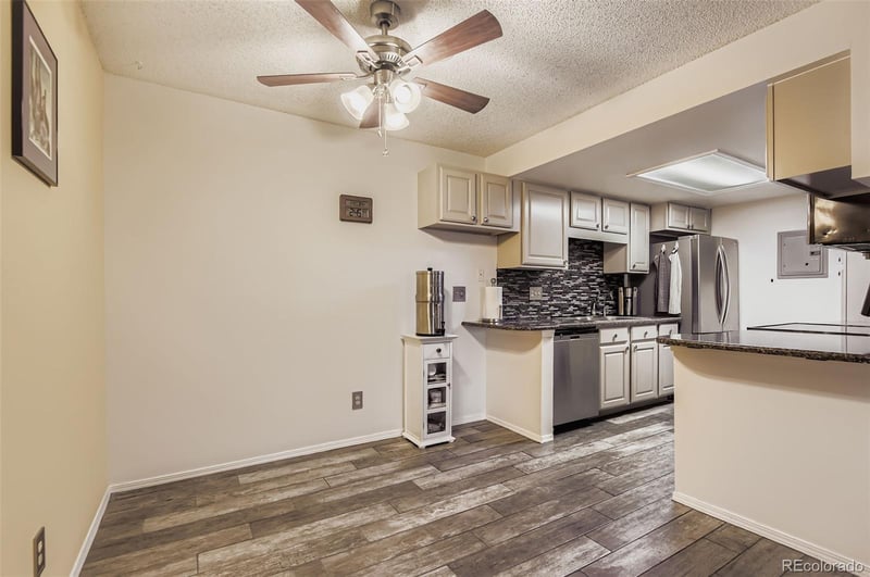 8225 E Fairmount Dr #204, Denver, CO 80247