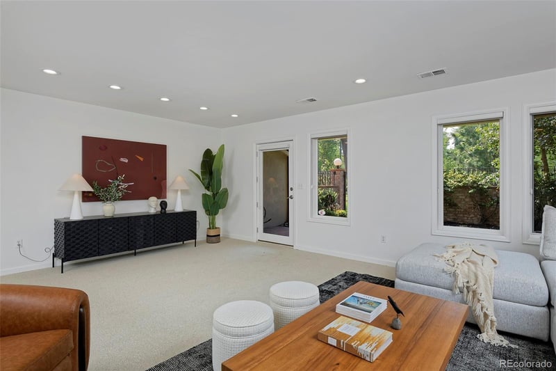 375 N Ogden St, Denver, CO 80218