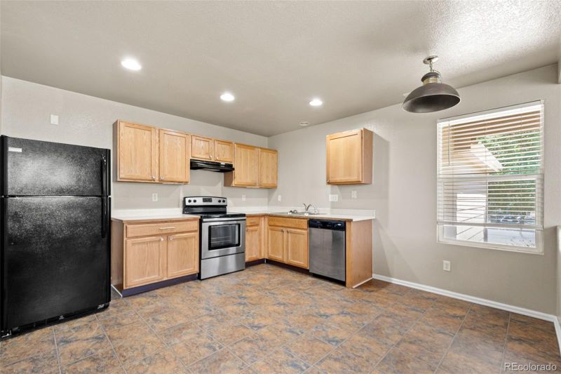 857 Mockingbird Ln, Brighton, CO 80601