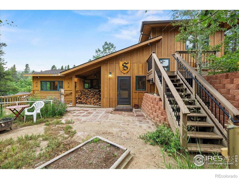 136 Lone Ponderosa Dr, Black Hawk, CO 80422