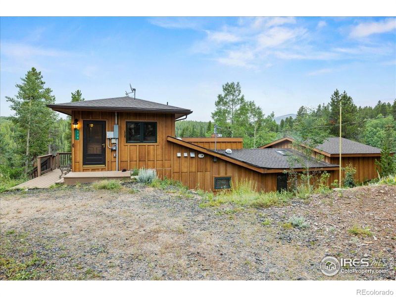 136 Lone Ponderosa Dr, Black Hawk, CO 80422