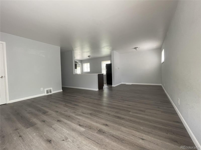 1860 S Dahlia St, Denver, CO 80222