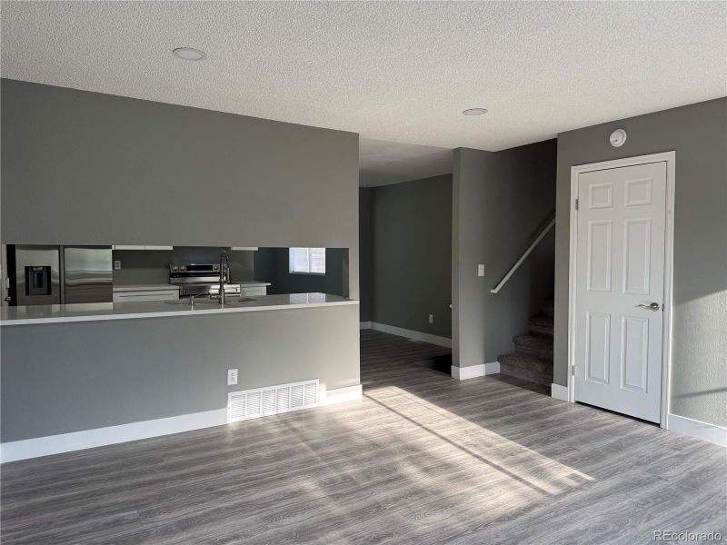 1858 S Olathe St, Aurora, CO 80017