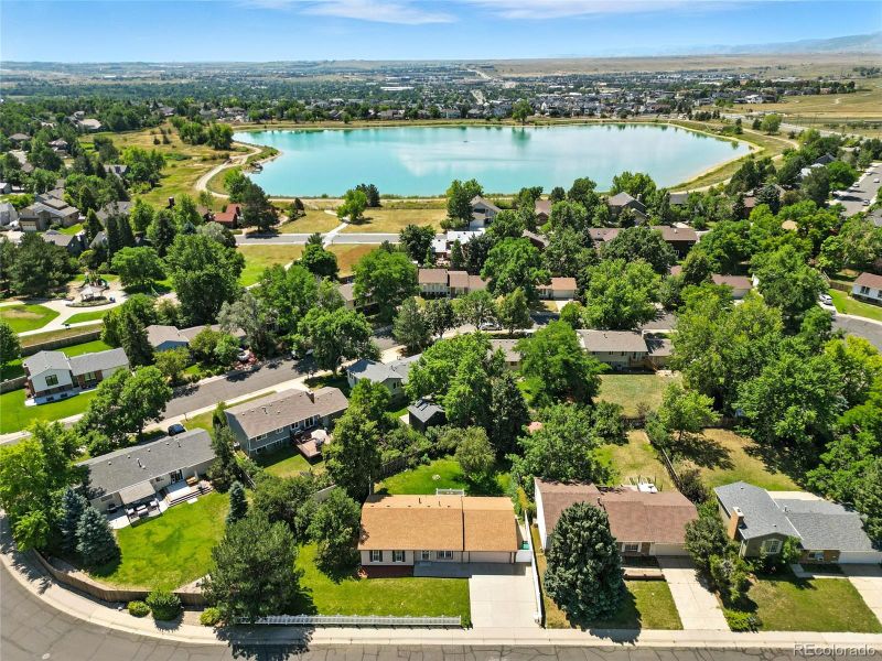 946 W Willow St, Louisville, CO 80027