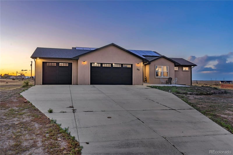 1879 E Jerrian Ln, Pueblo, CO 81007