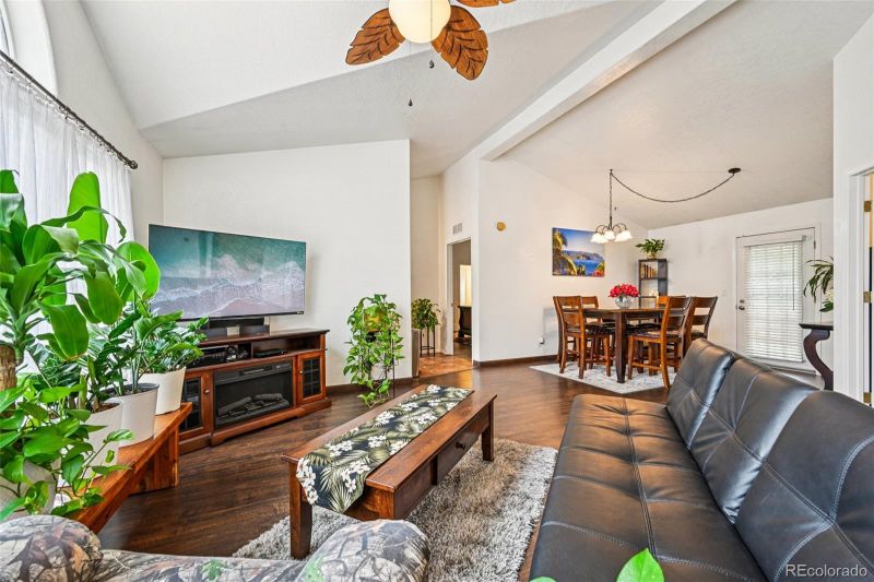 6355 Carr St, Arvada, CO 80004