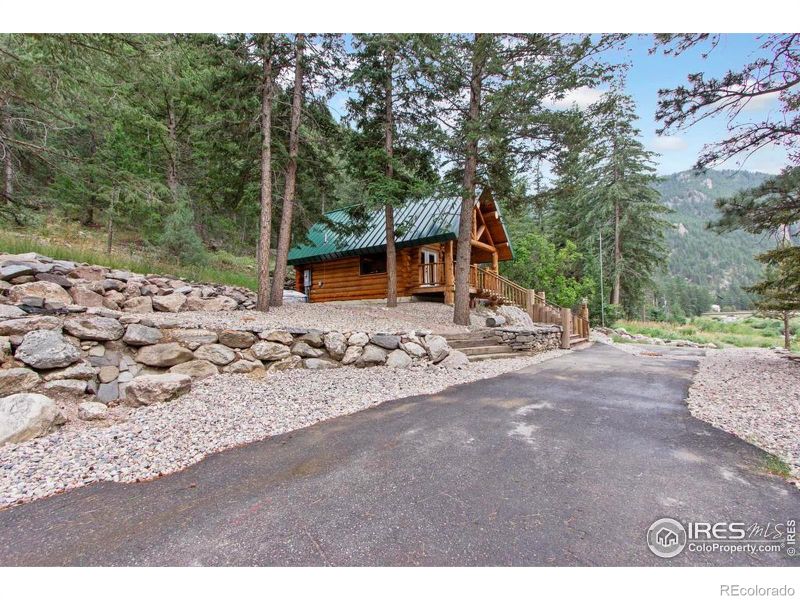 206 Waltonia River Ct, Drake, CO 80515