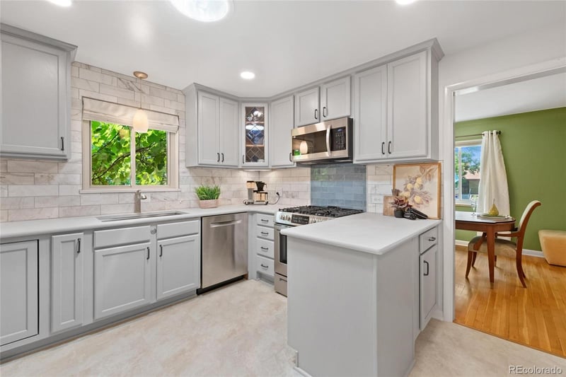 1380 Fairfax St, Denver, CO 80220