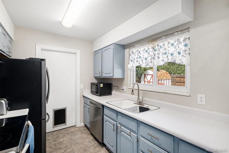 16497 E Vassar Ave, Aurora, CO 80013
