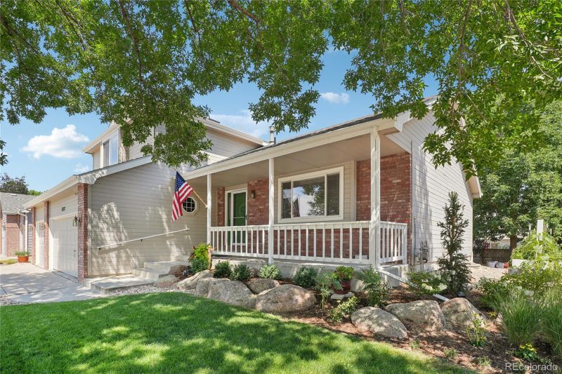 1752 Lindenmeier Cir, Loveland, CO 80538