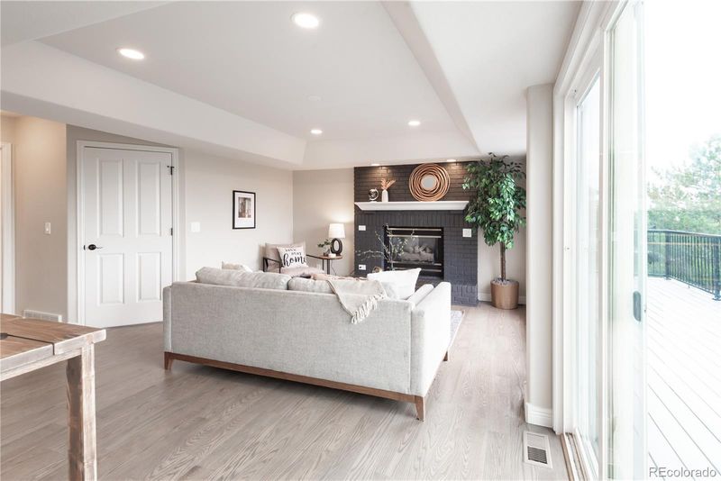 1772 Eisenhower Dr, Louisville, CO 80027