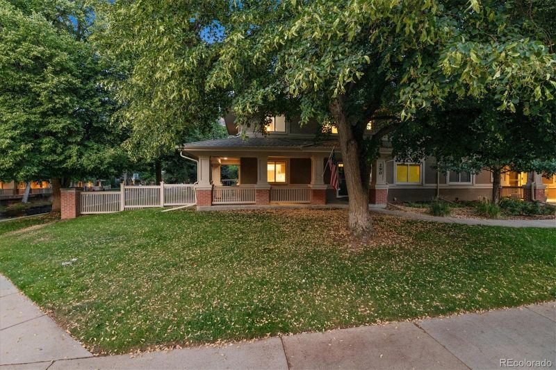 290 Oneida Ct, Denver, CO 80220