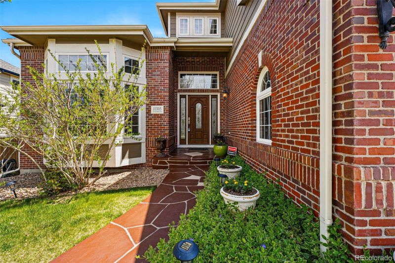 10305 Charissglen Cir, Highlands Ranch, CO 80126