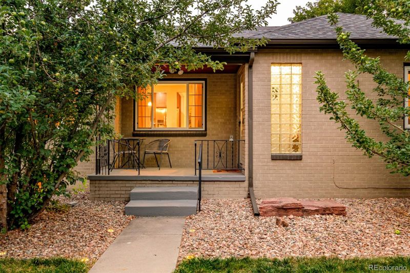 1284 Glencoe St, Denver, CO 80220