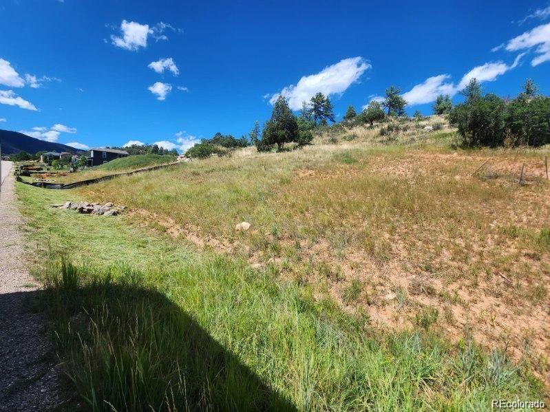 4251 Mohawk Dr, Larkspur, CO 80118