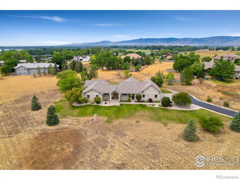 458 Deerfield Cir, Fort Collins, CO 80524