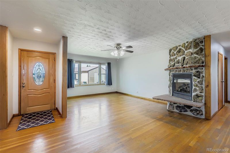 8195 County Road 48 1/2, Johnstown, CO 80534
