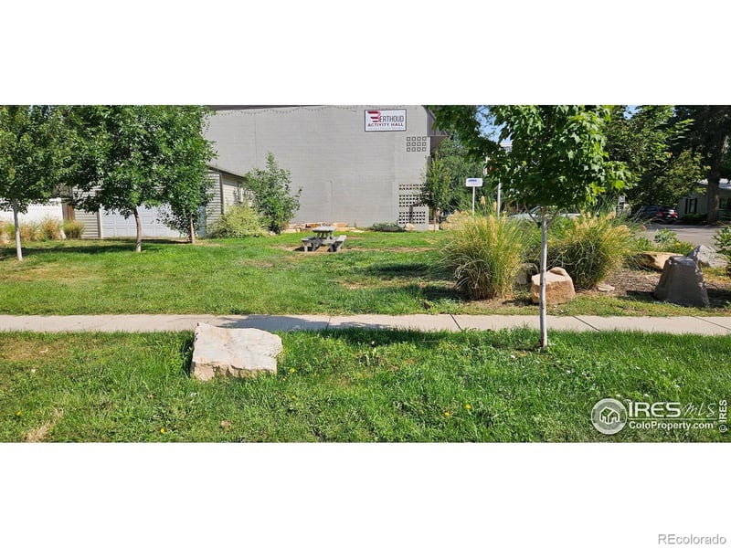 609 N 4th St, Berthoud, CO 80513