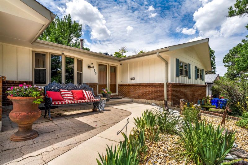 2890 W Enchanted Cir, Colorado Springs, CO 80917