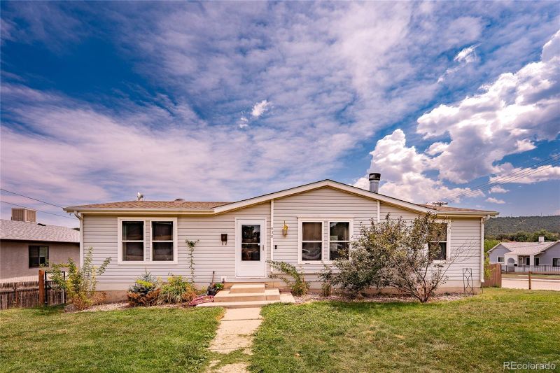 930 S Oak St, Trinidad, CO 81082