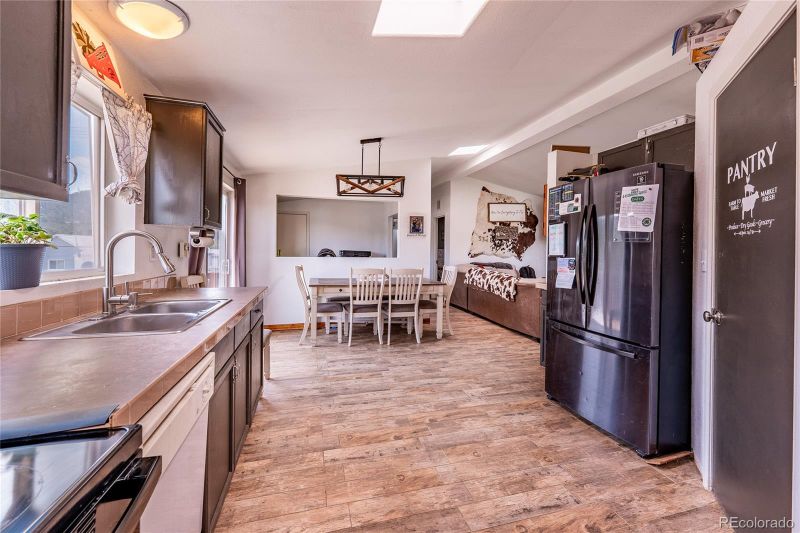 930 S Oak St, Trinidad, CO 81082