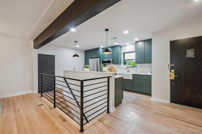 725 S Harrison St, Denver, CO 80209