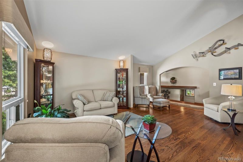 562 Blackhawk Rd, Boulder, CO 80303