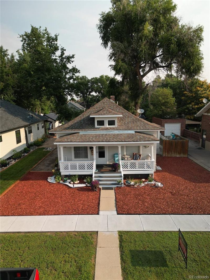 424 Park St, Sterling, CO 80751