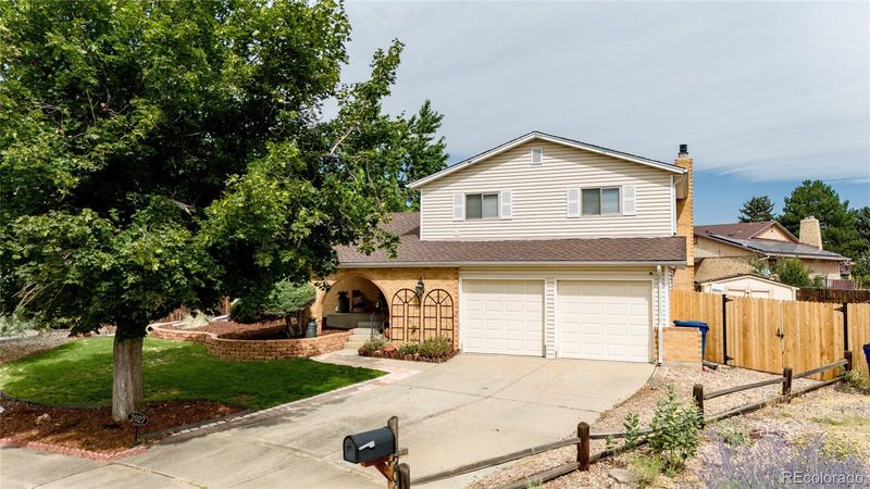 2027 S Nome St, Aurora, CO 80014