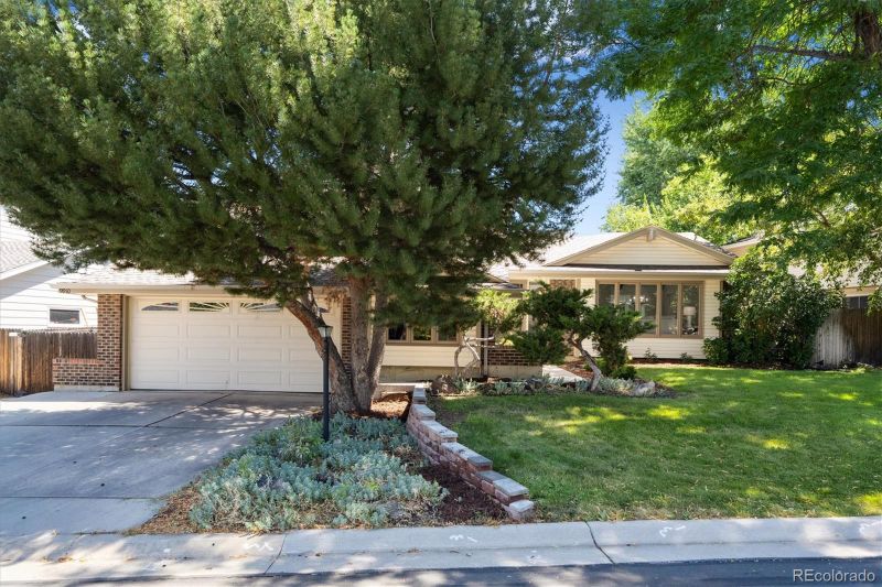 9910 Winona St, Westminster, CO 80031