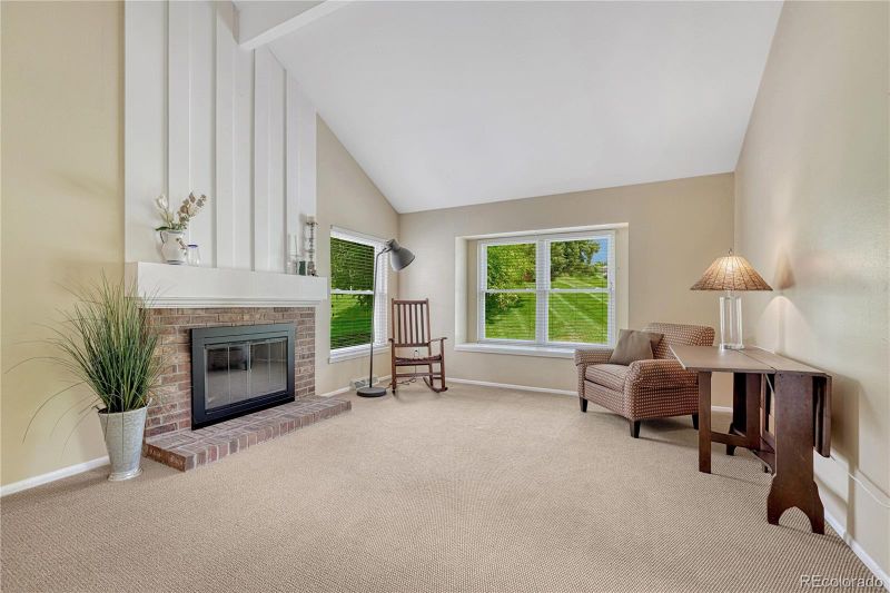 7525 S Rosemary Cir, Centennial, CO 80112