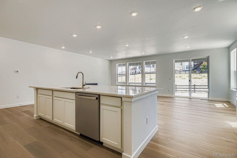 3932 Buttongrass Trl, Castle Rock, CO 80108