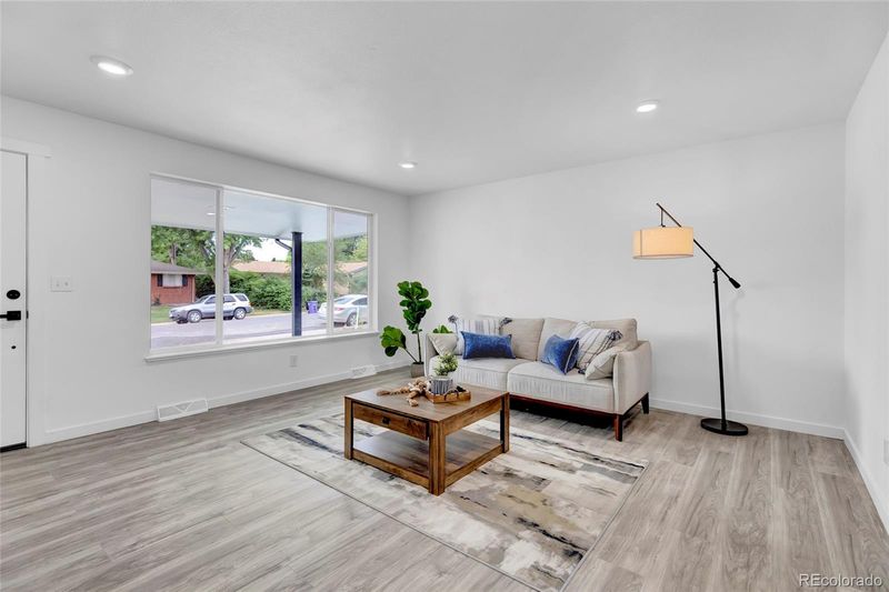 4291 W Wagon Trail Dr, Littleton, CO 80123
