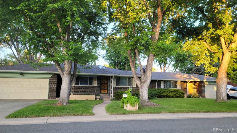 3380 Yarrow St, Wheat Ridge, CO 80033
