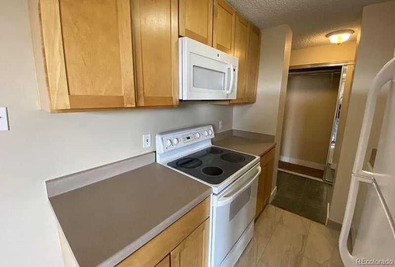 2225 Buchtel Blvd #506, Denver, CO 80210