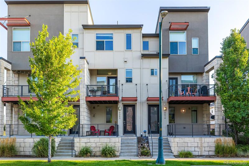 9084 E 49th Pl, Denver, CO 80238