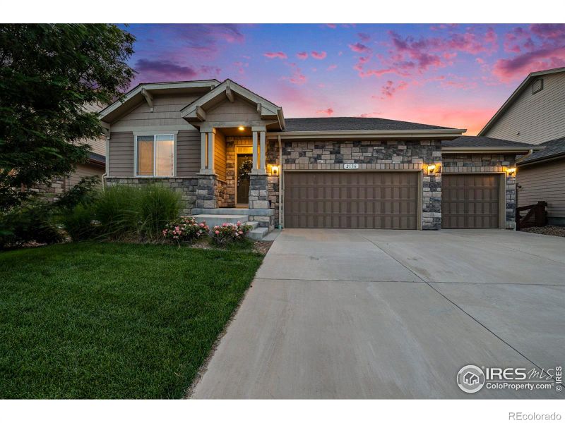 2136 Longfin Dr, Windsor, CO 80550