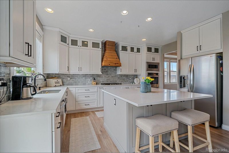 832 Tarpan Pl, Castle Rock, CO 80104