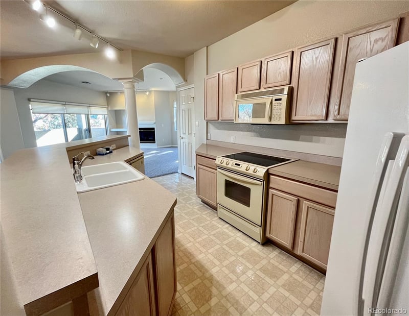 2451 Kipling St #214, Lakewood, CO 80215