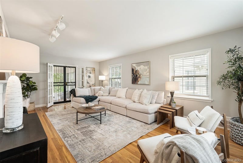 735 Glencoe St, Denver, CO 80220