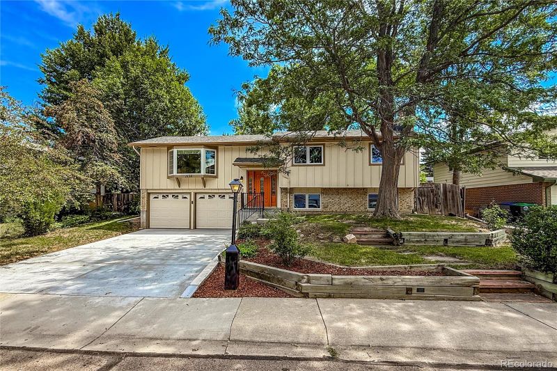1536 S Terry St, Longmont, CO 80501