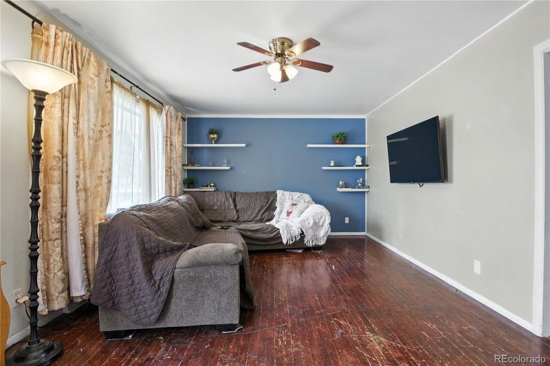 1818 Comanche Rd, Pueblo, CO 81001