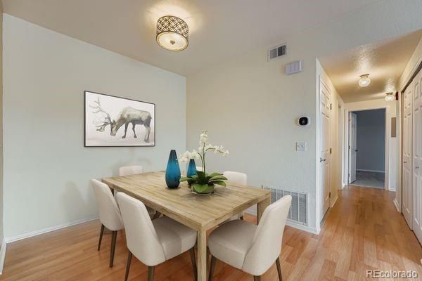 913 S Zeno Way #202, Aurora, CO 80017