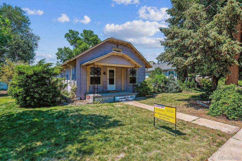 5927 S Hill St, Littleton, CO 80120