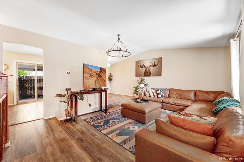 6699 S Cherry Way, Centennial, CO 80121