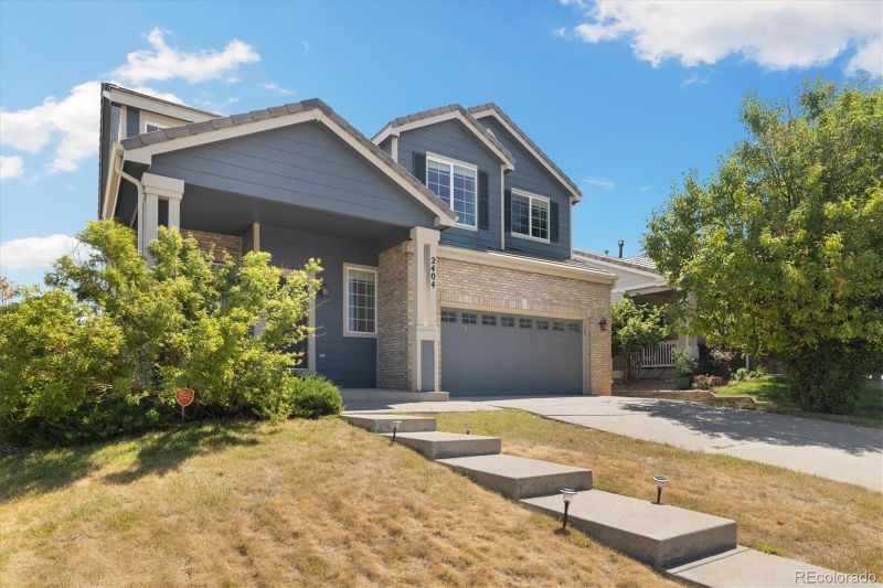 2404 S Genoa Way, Aurora, CO 80013