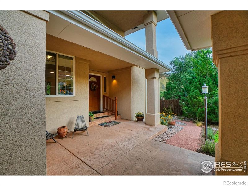 105 Eagle Canyon Cir, Lyons, CO 80540