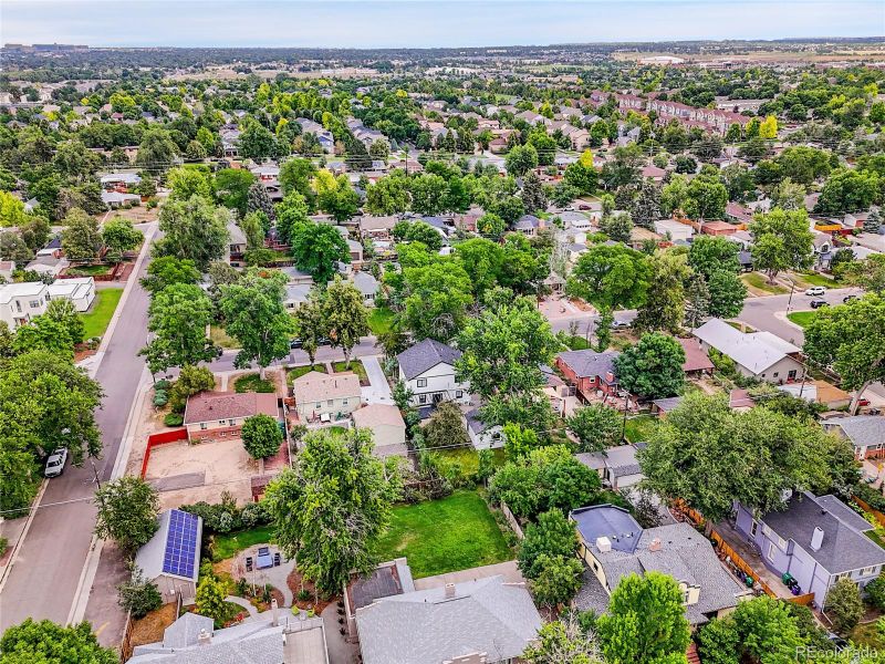 933 Pontiac St, Denver, CO 80220