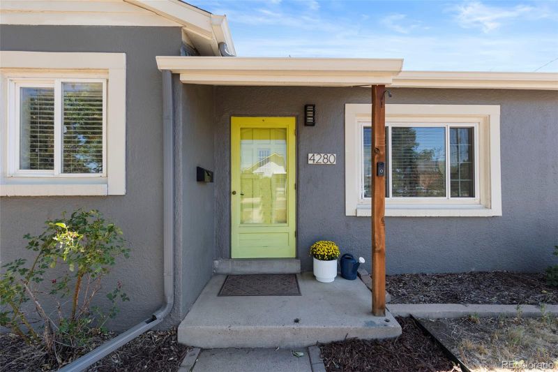 4280 S Lincoln St, Englewood, CO 80113