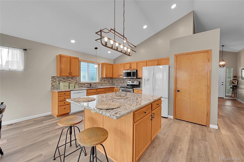 275 Ponderosa St, Castle Rock, CO 80104